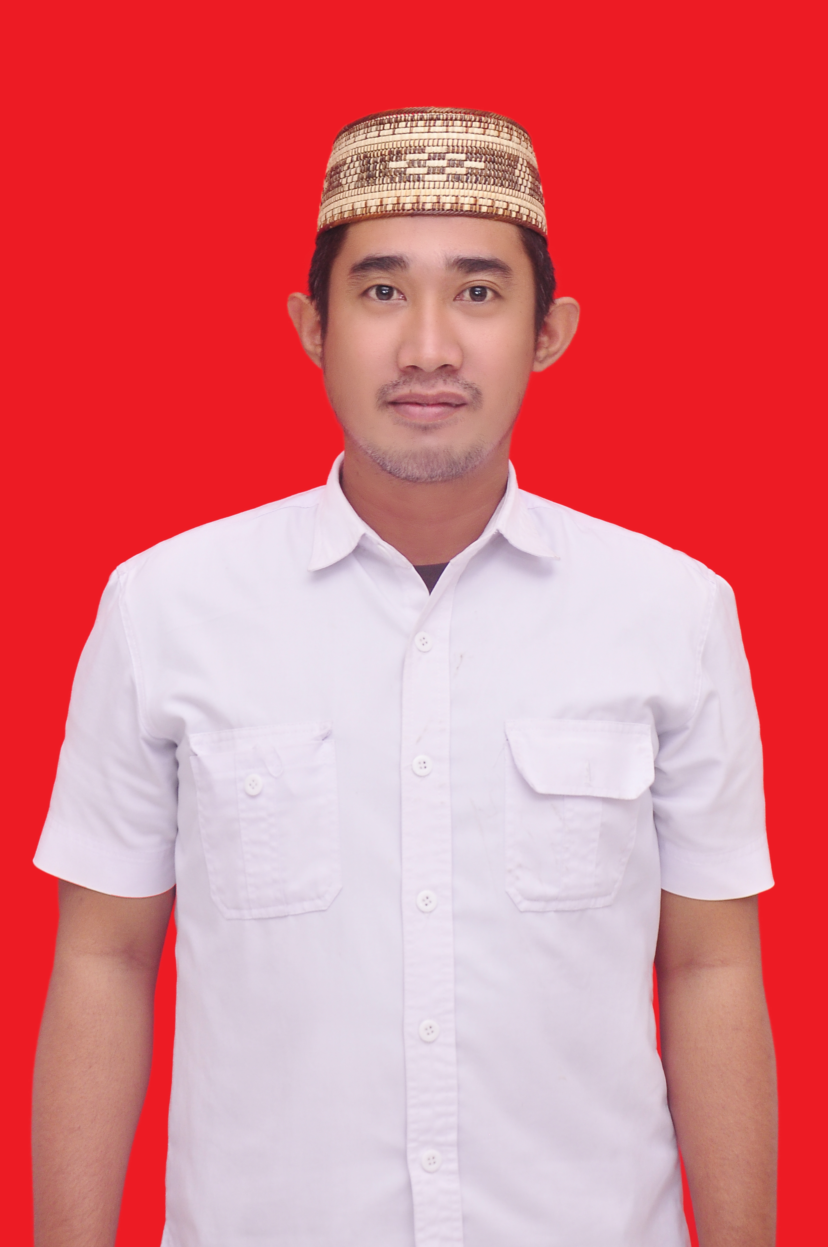 ISKANDAR TUMU,S.Pd.I